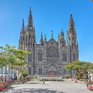 https://apartment-next-to-arucas-cathedral-with-free-parking.in-canary-islands.com